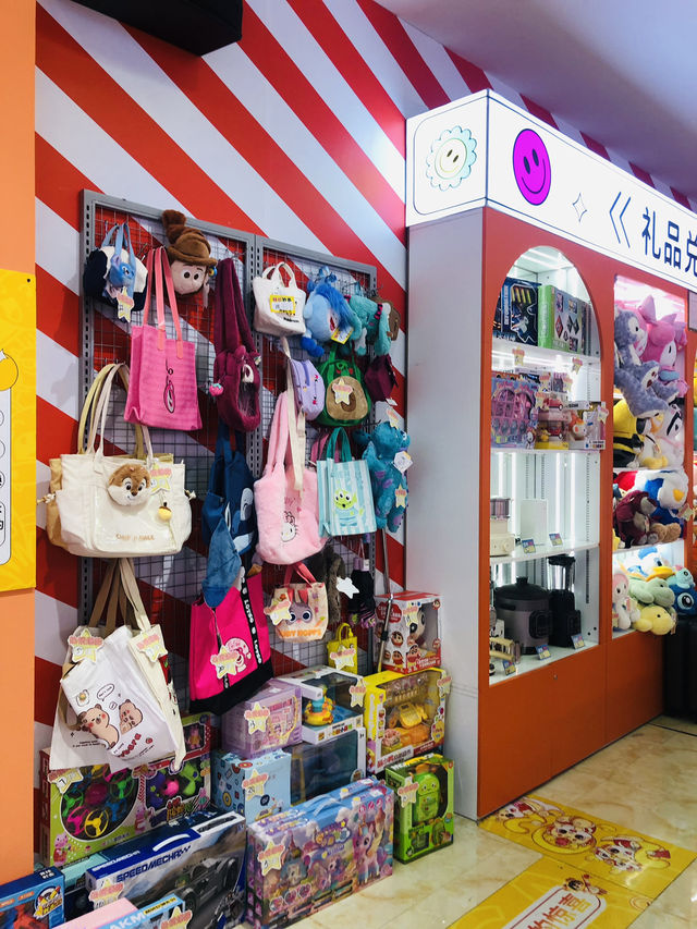 大人🧑🏽小朋友🧒很喜愛的夾公仔🧸機100%有公仔走