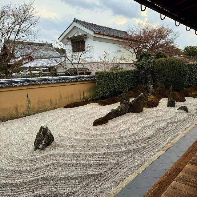 聖福寺：在“靜謐日式禪院”中品味枯山水的哲學 🌿🧘‍♀️