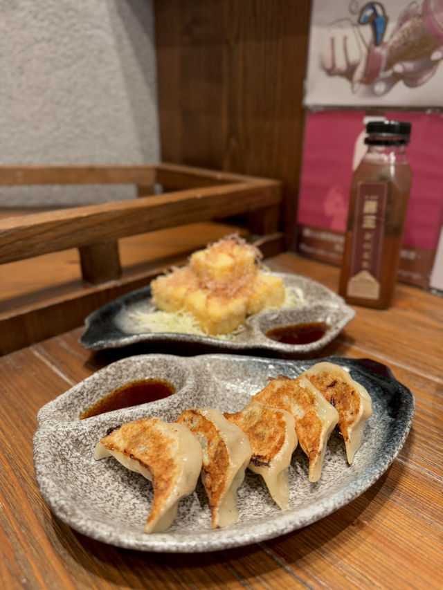 食完好滿足嘅拉麵