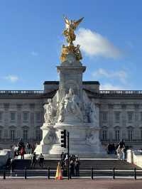 Buckingham Palace – A Glimpse Into Royal Majesty