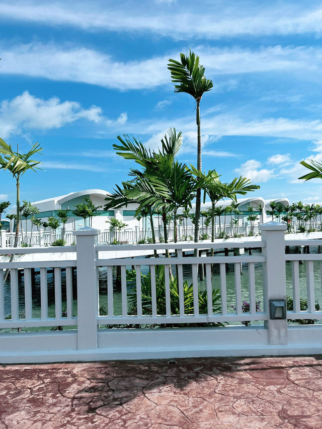 Amazing Lexis Hibiscus Port Dickson Stay with Infinity Pool