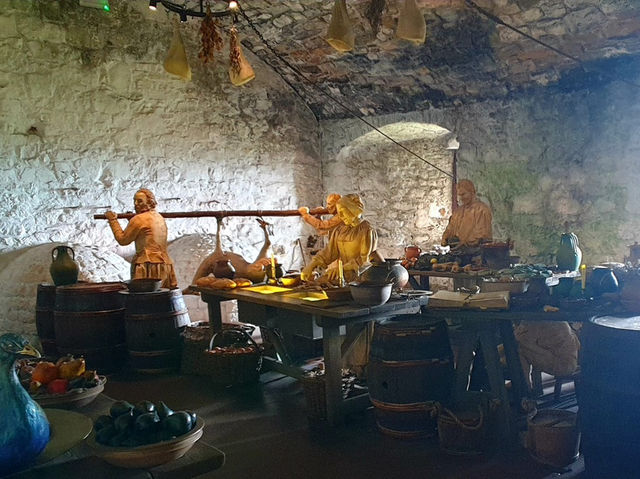 Regal Splendor: A Visit to Stirling Castle 