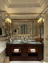 A Timeless Escape at Four Seasons Hotel Firenze