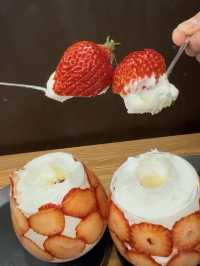 【北九州カフェ】市場の中にできたいちご農園さんが営む可愛いカフェ🍓