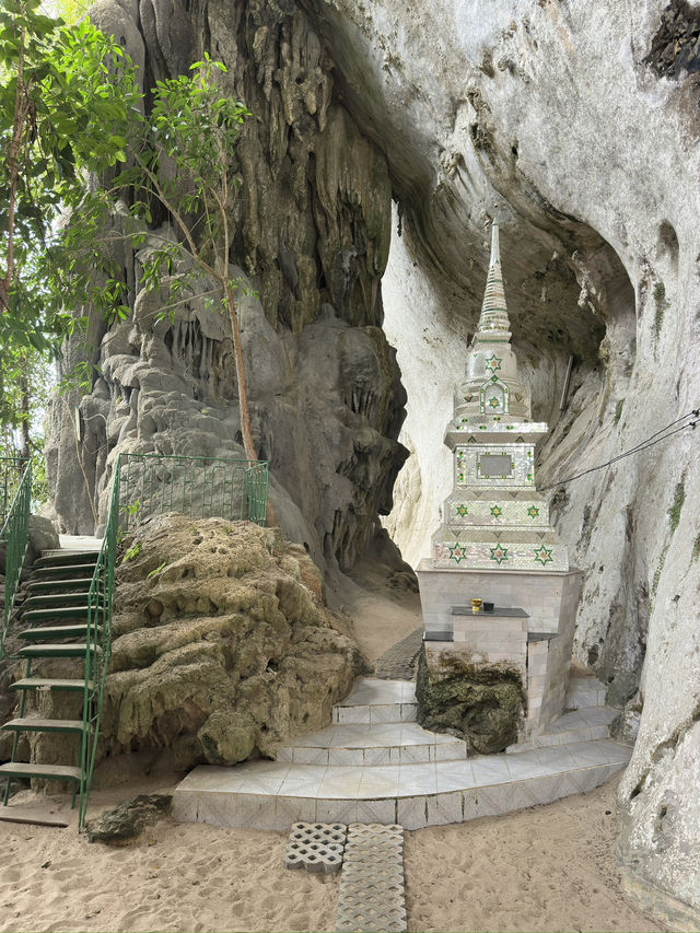 Stunning cave temple 