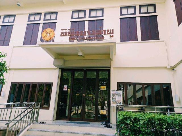 泰國曼谷湄南河畔公園歷史堡壘建築博物館一日遊行程，欣賞湄南河壯麗河景，了解當地風土人情，適合打卡拍照📸