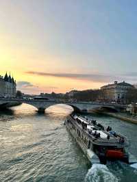 Seine Riverside: A Symphony of Movement