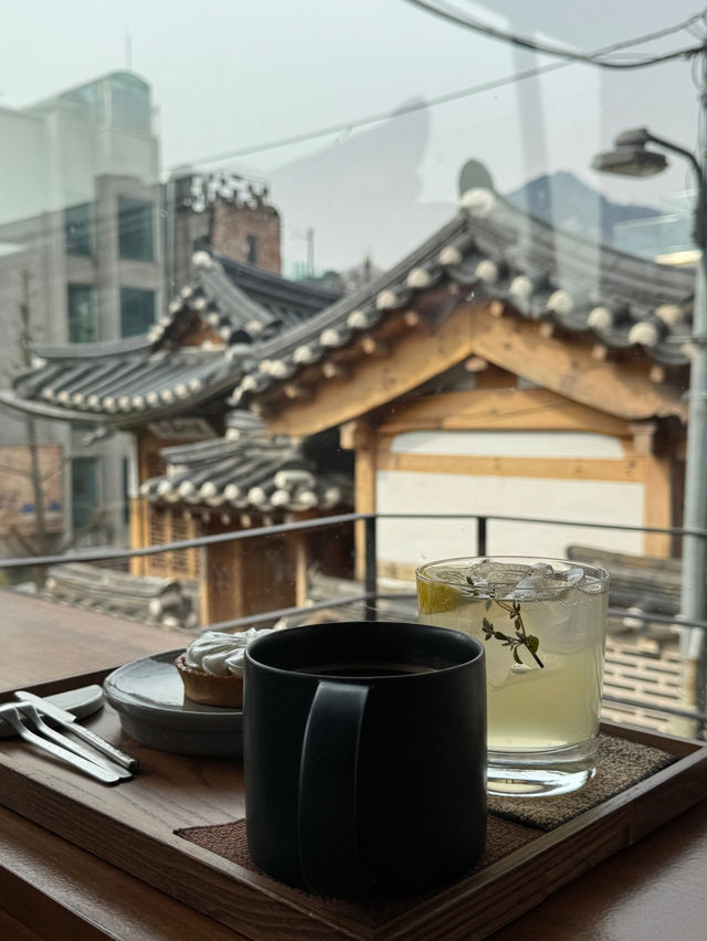 🌸🩷한옥의 매력이 가득 삼청동 카페 오종종