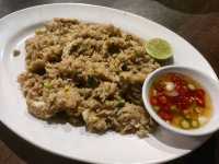 ร้านดังเป็นกระแส อาหารทะเลสด ย่านเลียบด่วน