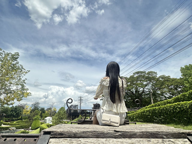 เที่ยวลำปาง ชมวิวสวนและรถไฟที่สวนรถไฟสะพานดำ