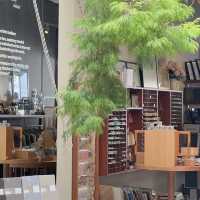 คาเฟ่ร้านเครื่องเขียน ย่านจอร์จทาวน์