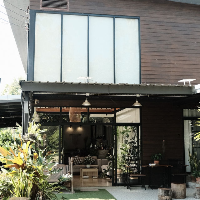 คาซ่าฟอเรสต้า – รีสอร์ทบรรยากาศป่า