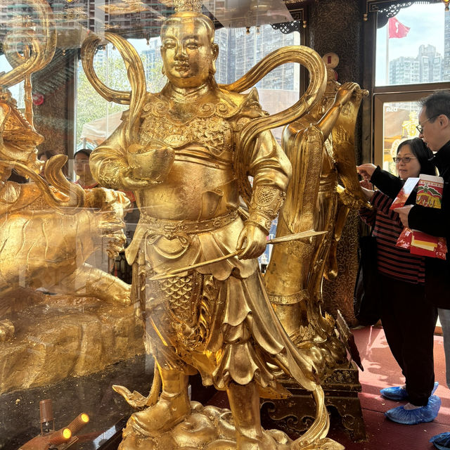 🇭🇰【香港】財神宮！「黄大仙祠」(^^)