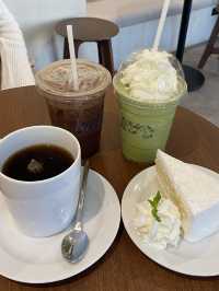 คาเฟ่โพรงกระต่าย สไตล์มินิมอล เขาใหญ่
