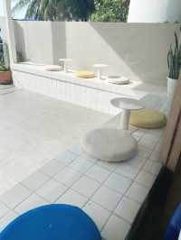 ร้าน Niji House Bangsaen คาเฟ่สไตล์มินิมอล