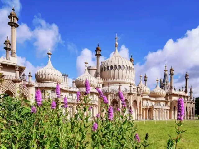Brighton: The Vibrant Seaside Resort