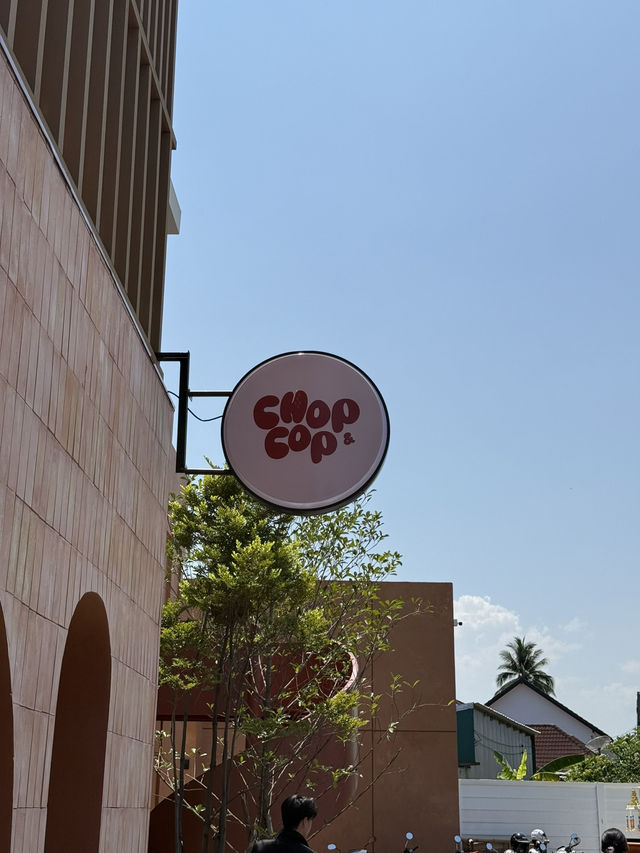 CHOP & COP - คาเฟ่เปิดใหม่ย่านสันป่าตอง