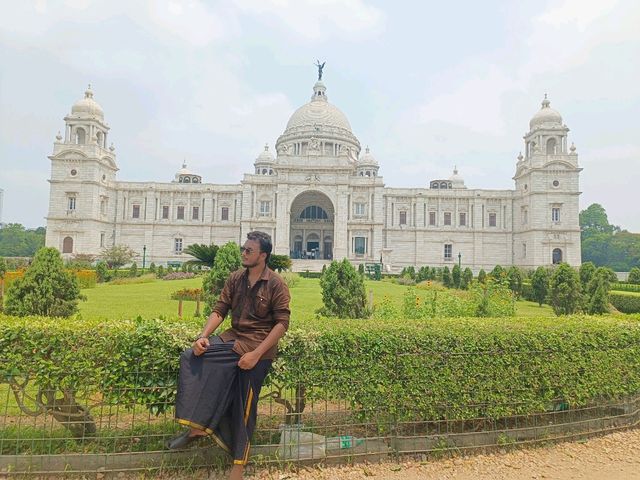 Regal Vibes at Victoria Memorial in My South Indian Look