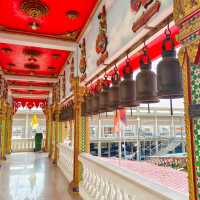 ขอพรสิ่งศักสิทธิ์ วัดบัวขวัญ นนทบุรี