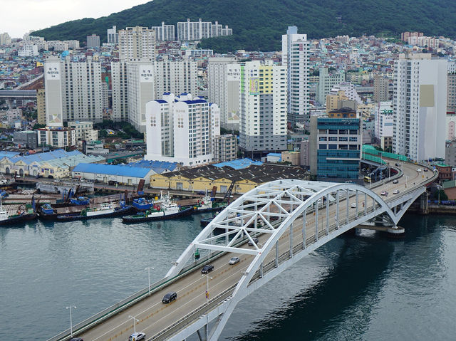 부산여행 후기 : 롯데백화점 스카이라운지, 용두산공원, 부산근대역사관