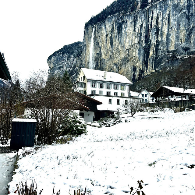 Unforgettable Lauterbrunen White Snow in Lauterbrunnen: A Winter Wonderland