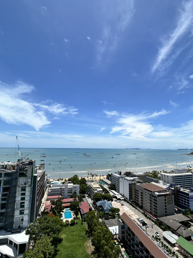性價比超級高的芭堤雅酒店（180度海景房！）