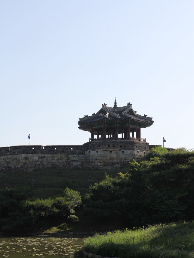서울 근교, 조용히 시간을 보내고 싶다면 수원