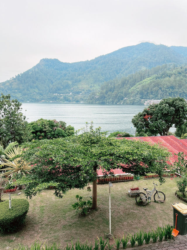 Sumptuous Breakfast with a View at Onang-Onang Restaurant