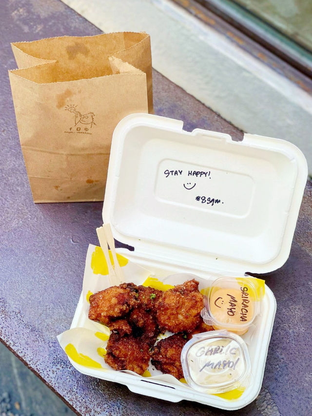 8 Sqm ร้านไก่ทอดที่มีพื้นที่แค่ 8 ตารางเมตร