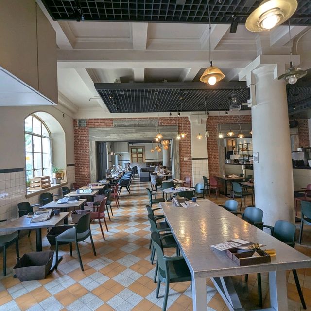 大阪 | 中央公會堂附屬的花園餐廳 NAKANOSHIMA SOCIAL EAT AWAKE