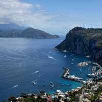 ☀️🇮🇹 Capri: The Ultimate Italian Getaway!
