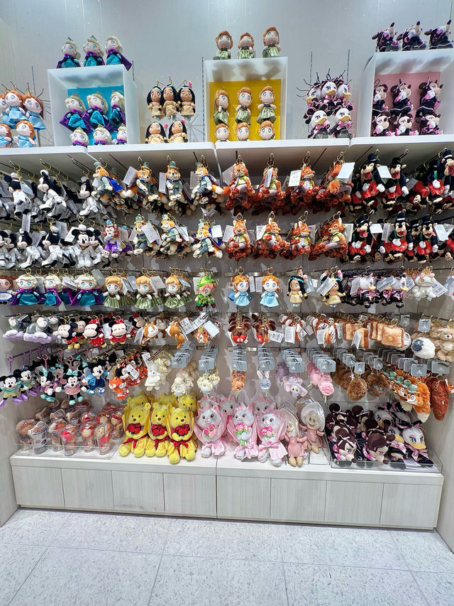 Update ความน่ารักของ Disney Store สาขา ชินจูกุ ค่ะ