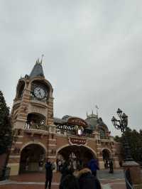  Shanghai Disneyland – ดินแดนเวทมนตร์ 🎆🎢