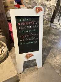 แหลมหินซีฟู้ด 