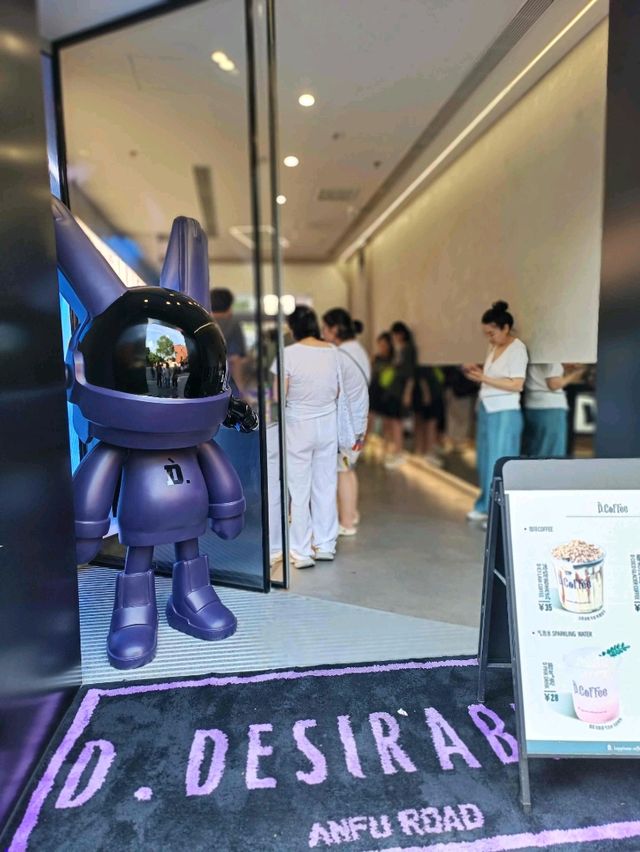 🌇 上海安福路・愚園路一日逛吃拍照攻略｜潮流選物 x 熊熊咖啡 x 外灘夜景