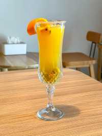 คาเฟ่สไตล์โฮมมี่ แบบสบายๆ ย่านสุขุมวิท