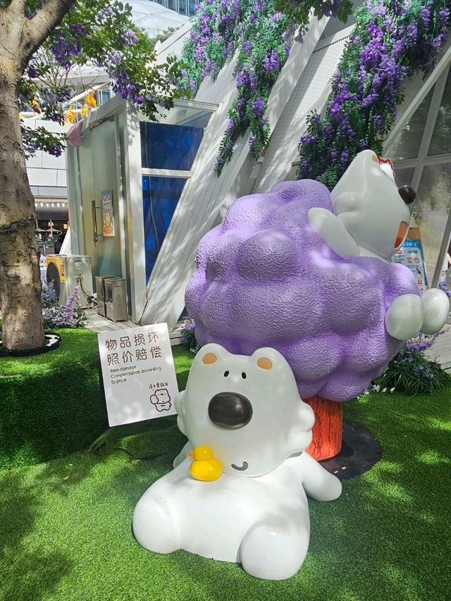 沉醉於紫色教堂氛圍的免費打卡熱點