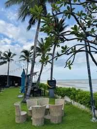 ชิลล์ริมทะเลที่ Luna Lanai หัวหิน วิวดี อาหารอร่อย