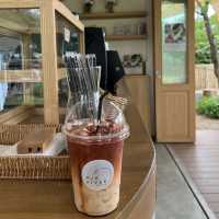 ปลีกวิเวก คาเฟ่