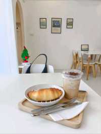 Earth coffee and community at Buriram city 