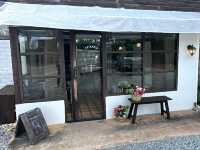 สุขสุด คาเฟ่โฮมมี่ แห่งเมืองป่าซาง ต.ลำพูน