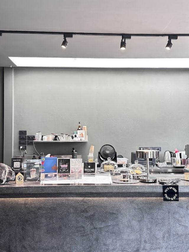 คาเฟ่ชิคๆ บางขุนนนท์ Liberty Of Coffee L.O.C.