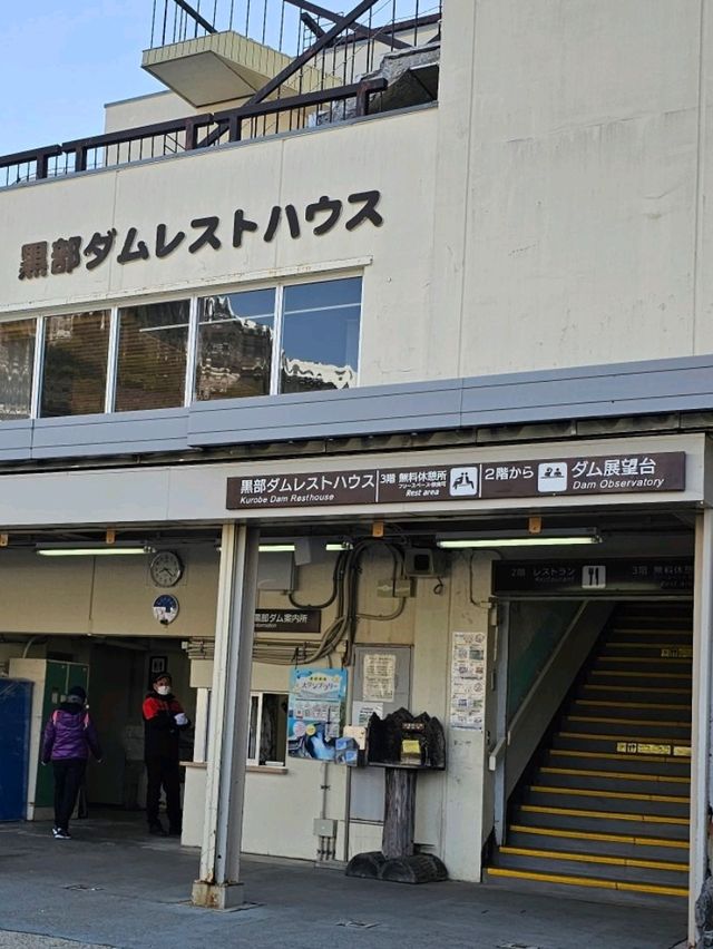 日本｜黑部立山之旅，黑部湖融雪時分