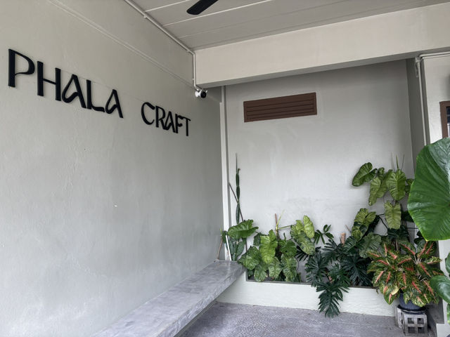 🍵 กาแฟหอม ชาดี ขนมเริ่ด Phala Craft คาเฟ่ระยอง