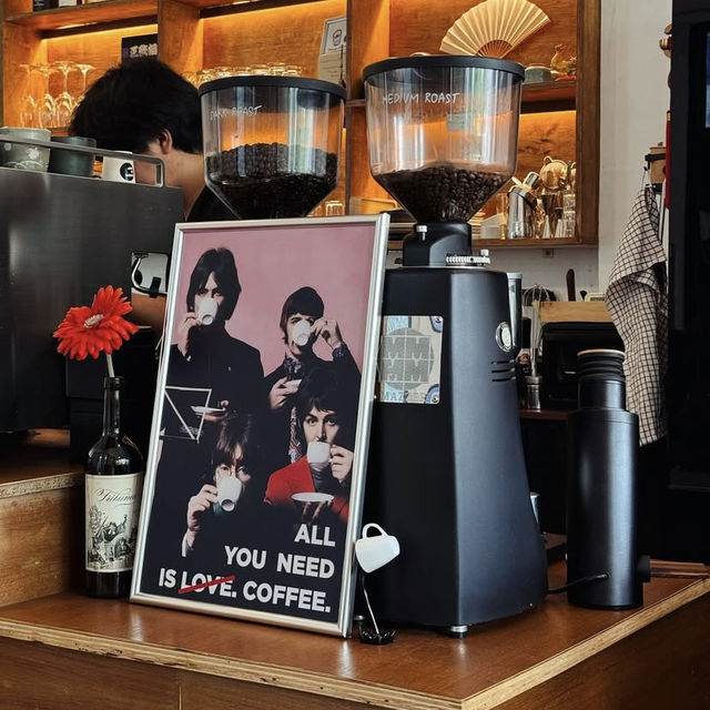 🪶 Hide and Sip Coffee 
