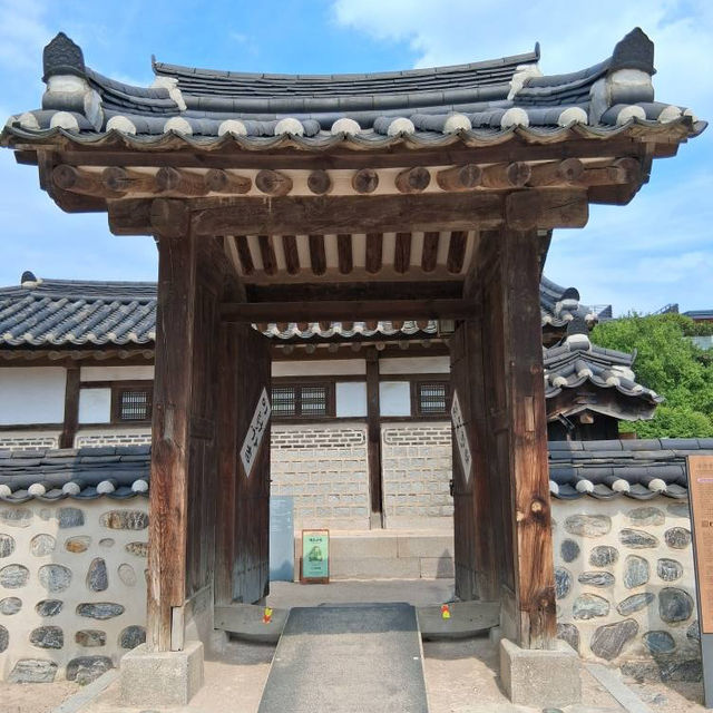 Namsangol Hanok Village: A Peaceful Portal to Joseon-Era Seoul