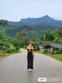 หมู่บ้านช่องไม้ดำกับจุดเช็คอิน วิวภูเขาพนมเญจา