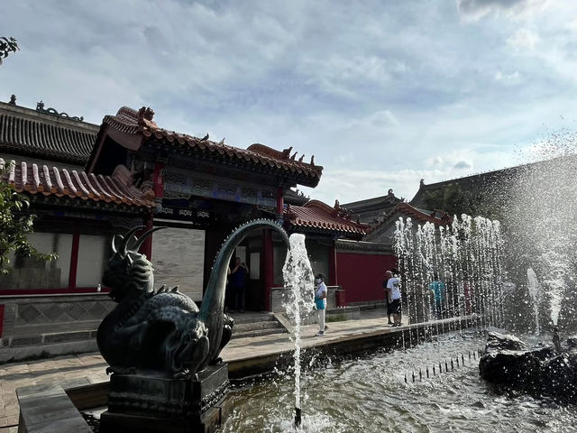 🕌 大召寺 Dazhao Temple – Hohhot’s Oldest, Grandest, and Most Revered Temple