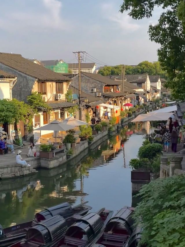Solo Citywalk in Shaoxing — A One-Day Itinerary Through the Soul of Jiangnan
