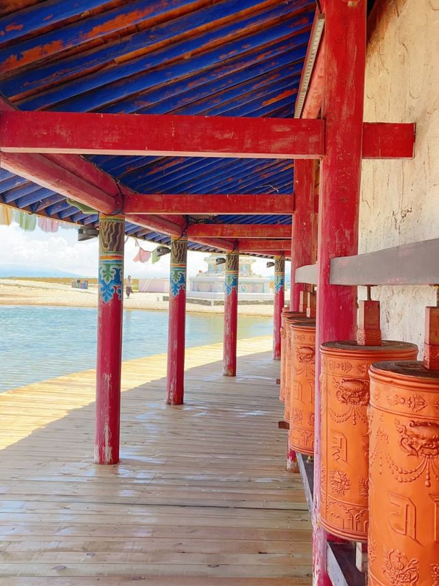 Qinghai Lake Wonders: Nature, Culture, and Serenity